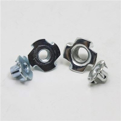 Écrou en T à 4 dents en acier au carbone