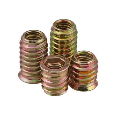 Écrou à inserts filetés femelles