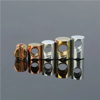 Boulon de cheville en croix pour meubles M8